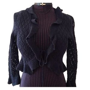 Redfish designs Black knit shrug